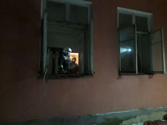 В Орле в одном из общежитий произошел пожар В Орле в одном из общежитий произошел пожар