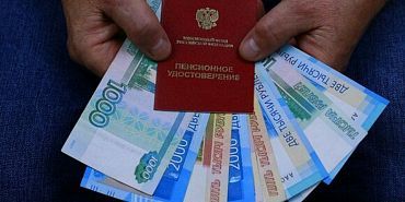 С 1 января работающих и неработающих пенсионеров ждет увеличение пенсии на 7,3%  С 1 января работающих и неработающих пенсионеров ждет увеличение пенсии на 7,3%
