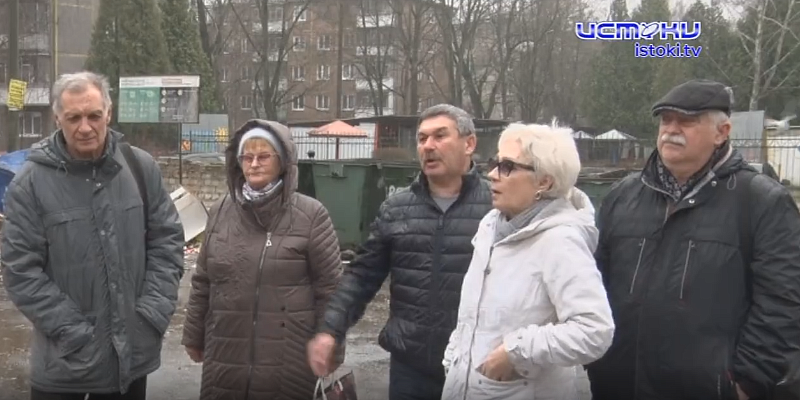 Депутаты виноваты. Представительница орловской управляющей компании назвала одну из причин не убираемой несколько лет территории возле "Стрелы" Депутаты виноваты. Представительница орловской управляющей компании назвала одну из причин не убираемой несколько лет территории возле "Стрелы"