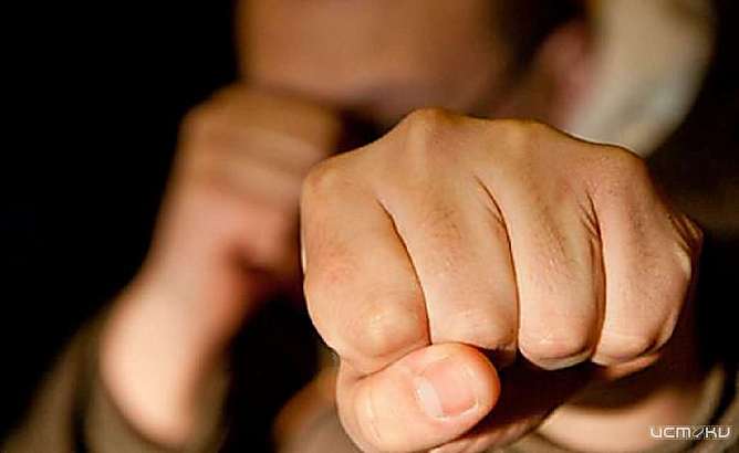 18-летний орловчанин подшофе устроил драку в супермаркете 18-летний орловчанин подшофе устроил драку в супермаркете