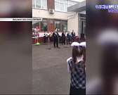 Временно остановят движение трамваев, над городом пролетит самолет с гигантским знаменем Победы, а Клычков занял предпоследнее место в нацрейтинге пол... Временно остановят движение трамваев, над городом пролетит самолет с гигантским знаменем Победы, а Клычков занял предпоследнее место в нацрейтинге пол...