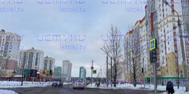 Зареченский микрорайон Алроса светофор Возле новой школы в микрорайоне Зареченский в Орле скоро появится светофор