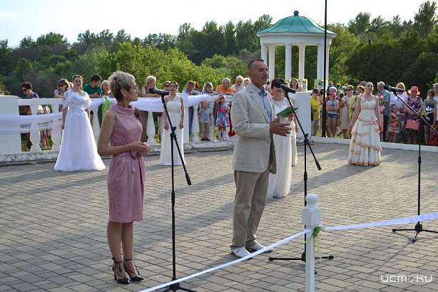 В Орле прошел традиционный Тургеневский праздник на «Дворянке» В Орле прошел традиционный Тургеневский праздник на «Дворянке»