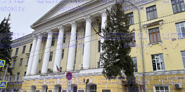 ОГУ ремонт Госуниверситет - Орел Фасад основного здания ОГУ в Орле явно просит ремонта