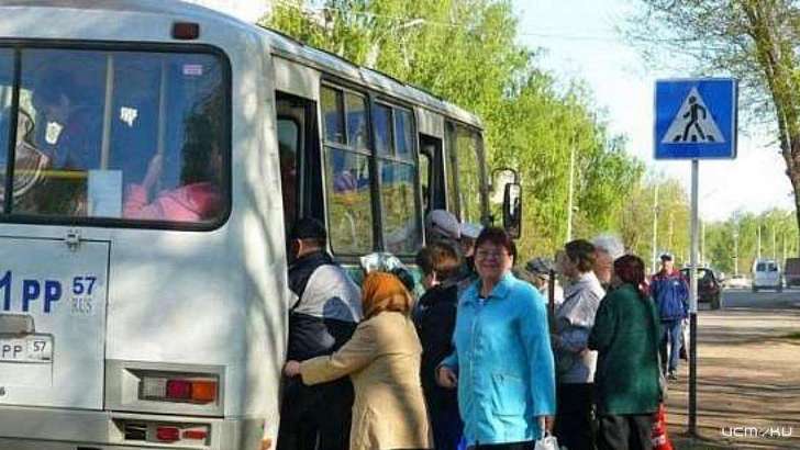 В Орле ГИБДД выходит в рейды по дачным автобусам из-за COVID-19 В Орле ГИБДД выходит в рейды по дачным автобусам из-за COVID-19