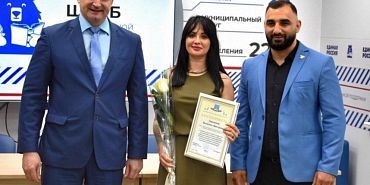 Ведущая медиахолдинга «Истоки» Валентина Грядунова получила награды Ведущая медиахолдинга «Истоки» Валентина Грядунова получила награды