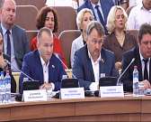 Выборы губернатора Орловщины уже вызывают жаркие дебаты в облсовете Выборы губернатора Орловщины уже вызывают жаркие дебаты в облсовете