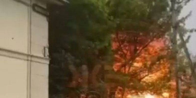 пожар возгорание гаража мчс В Орле загорелись гаражи на бульваре Победы