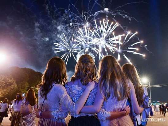 Салют в День города Орла продлится 10 минут Салют в День города Орла продлится 10 минут