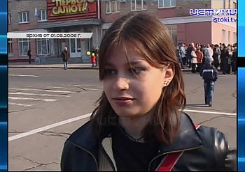 Мир! Труд! Май! Об истории сегодняшнего празника и о том как он отмечалсмя в разные годы... Мир! Труд! Май! Об истории сегодняшнего празника и о том как он отмечалсмя в разные годы...