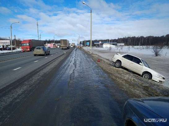Водитель «Тойоты» попал в больницу после ДТП с автобусом и МАЗом под Орлом Водитель «Тойоты» попал в больницу после ДТП с автобусом и МАЗом под Орлом