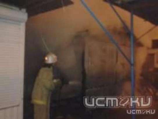 В Орле при пожаре заживо сгорел сторож  В Орле при пожаре заживо сгорел сторож