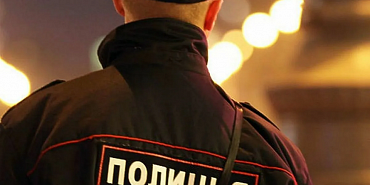 кража полицейские УМВД  Орловские полицейские по горячим следам задержали вора, обокравшего магазин на 214 тысяч рублей