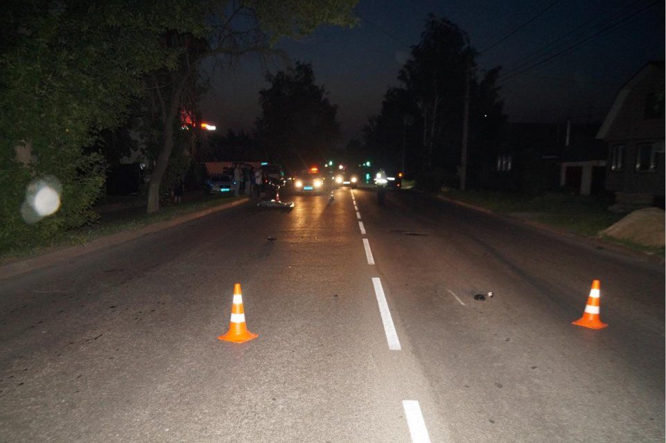 Ночью в Орле мужчина погиб под колесами авто 19-летнего водителя 