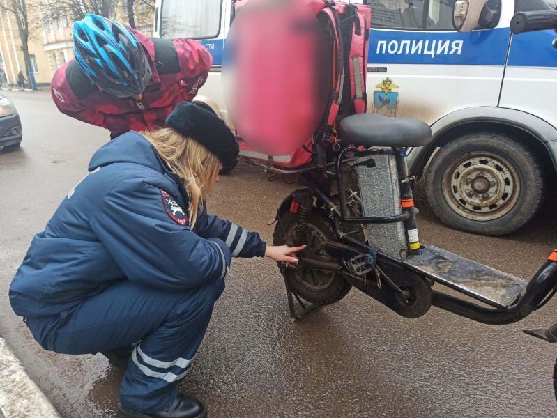 В Орле проведены комплексные мероприятия по выявлению правонарушений, совершаемых курьерами служб доставки