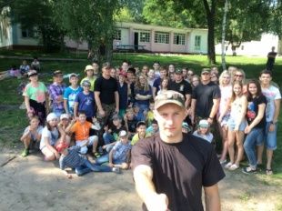 Орловский ОМОН провел для детей «Зарядку со стражем порядка»