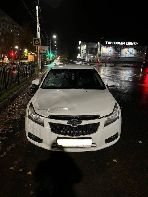 В Ливнах юный водитель на «Шевроле Круз» сбил пешехода