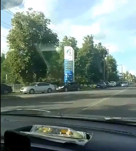 Орловчанин проехался по заправкам в Орловской области и прислал нам видео