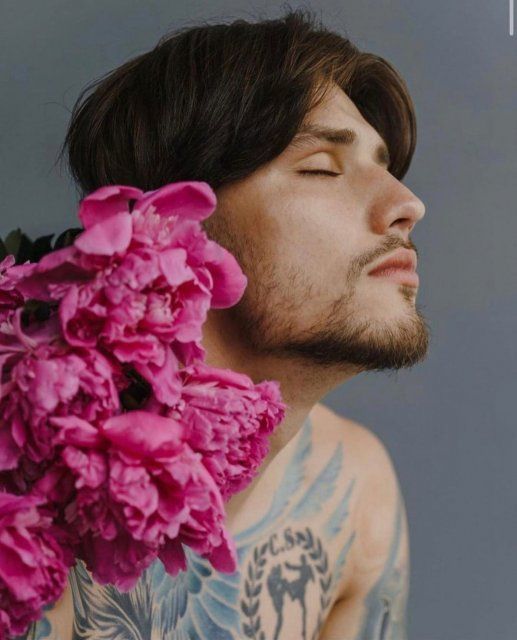 “Орловский бриллиант” Владислав Туйнов показал новые “грани” (контент 18+) 