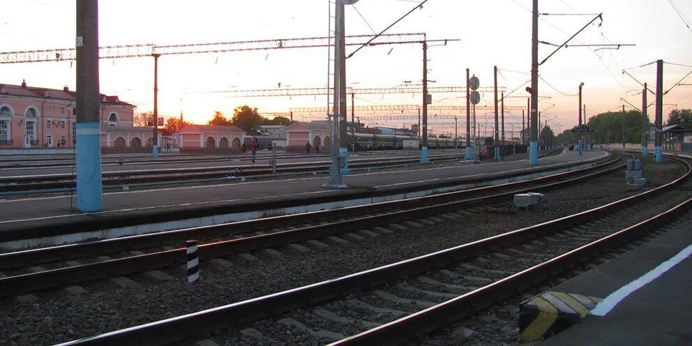 Количество несчастных случаев из-за неосторожности граждан на железной дороге сократилось более чем в два раза в Орловской области в 2021 году