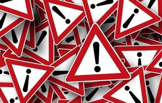 Сегодня в Орле идет массовая эвакуация людей из различных организаций из-за сообщений о минировании