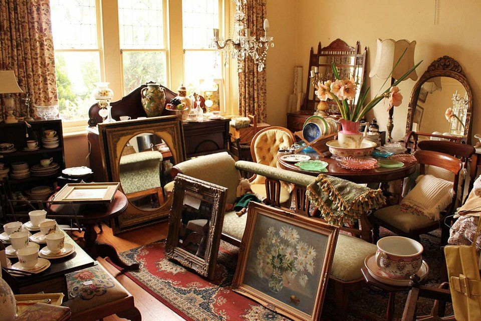 Скупка антиквариата – как проходят оценка и выкуп старинных вещей