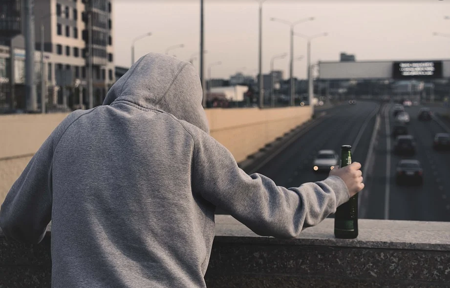 Орловчанин продавал алкоголь подросткам. Он заплатит крупный штраф