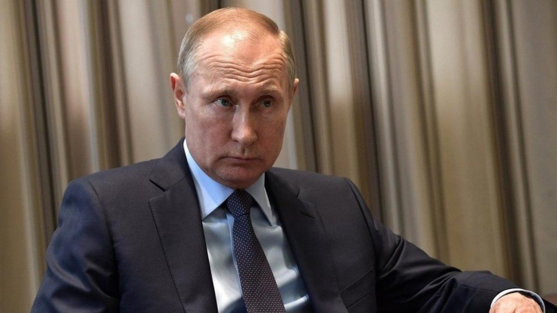 Портал госуслуг не выдержал натиска россиян: что об этом думают Путин и Клычков