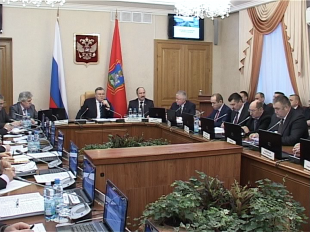 "Всю ответственность у вас забрал": о губернаторе и его непослушных подчиненных 