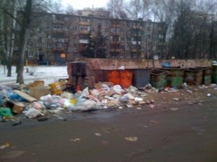 Новости за 90 секунд: совсем недетский пейзаж у детского сада, за смерть троих при взрыве газа виновный получит лишь три года колонии поселения