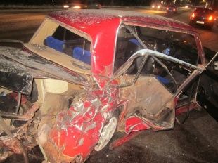 Вчера в Орле столкнулись иномарка и «ВАЗ». Четверо пострадавших