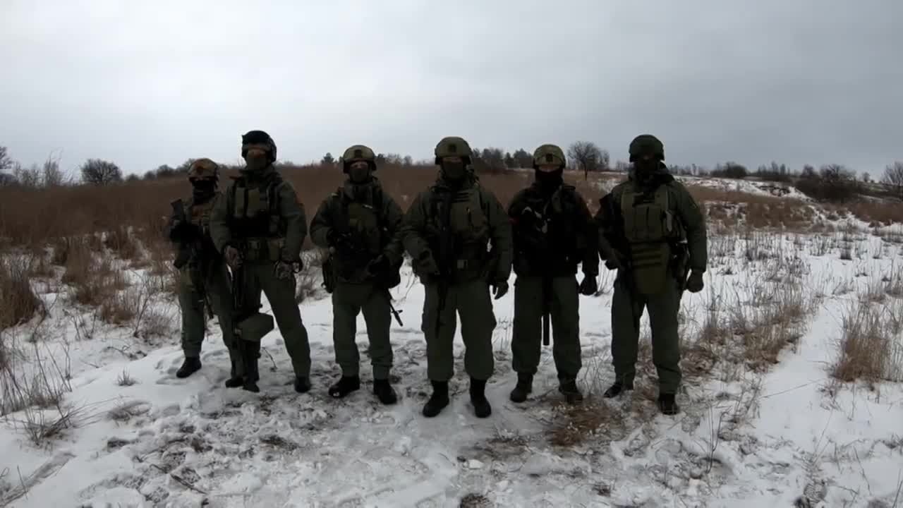 Орловские бойцы, выполняющие задачи СВО, поздравляют с Днем защитника Отечества