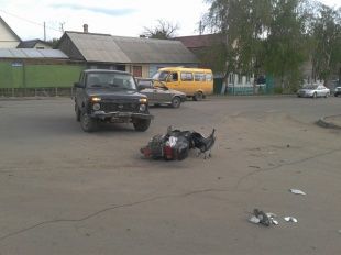 Столкновение автомобиля и скутера в г. Ливны