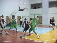 Очередные игры чемпионата города по баскетболу