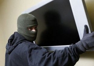 У жителя поселка Хомутово знакомый похитил телевизор