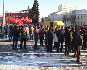 Орловские дальнобойщики вышли на акцию протеста против "Платона" 