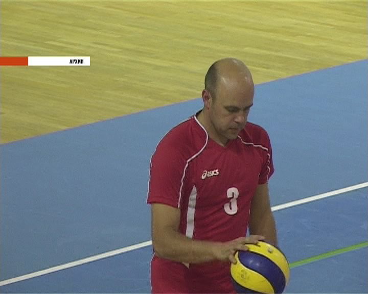 Стартует финал чемпионата области по волейболу