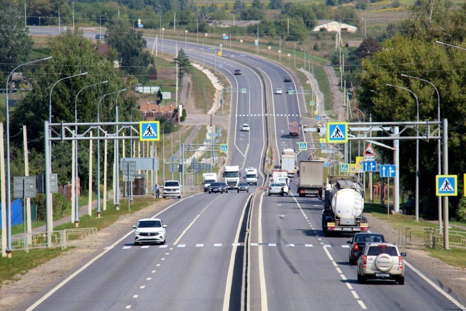 Участок федеральной трассы М-2 «Крым», проходящий по Кромскому и Троснянскому районам Орловской области, расширят до 4-х полос