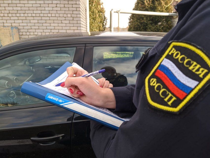 Орловчанин выплатил 270 тыс. рублей своему ребёнку после ареста участка