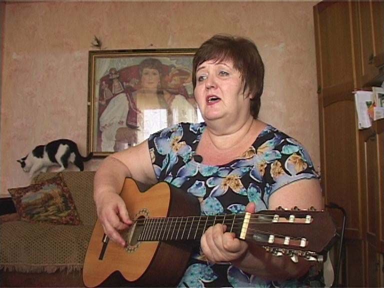 Она поет Высоцкого Она поет Высоцкого