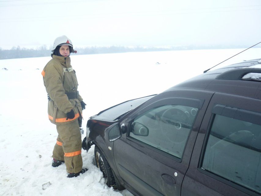 В Глазуновском районе вылетел в кювет водитель «Лады-Ларгус»