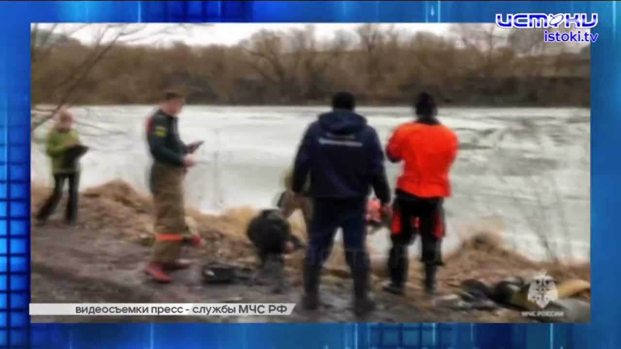 Пыль столбом! Во время уборки коммунальные машины устраивают песчаные бури в Орле
