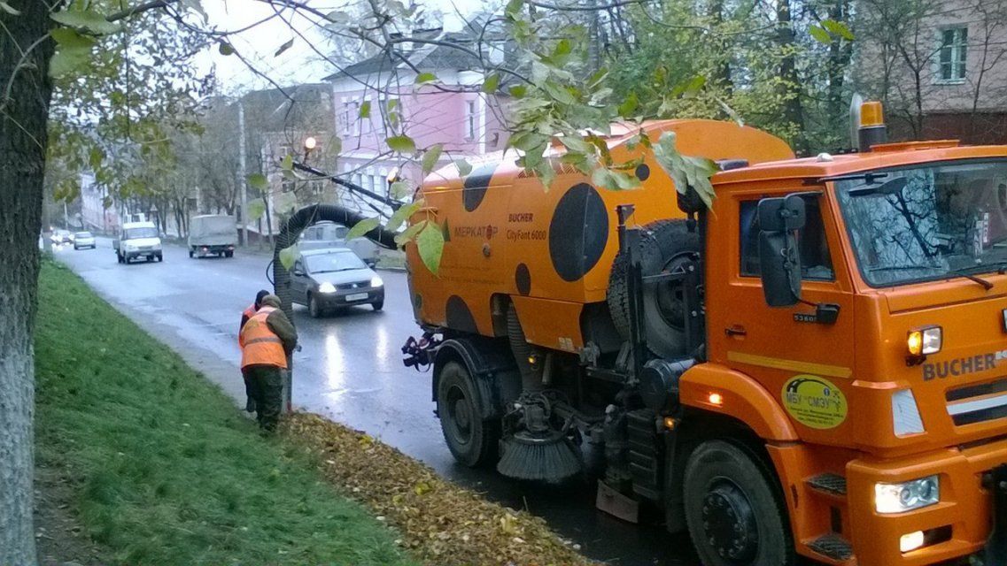 Мэр Орла рассказал, что по городу скоро будут колесить 3 машины-пылесоса и много мелкой техники
