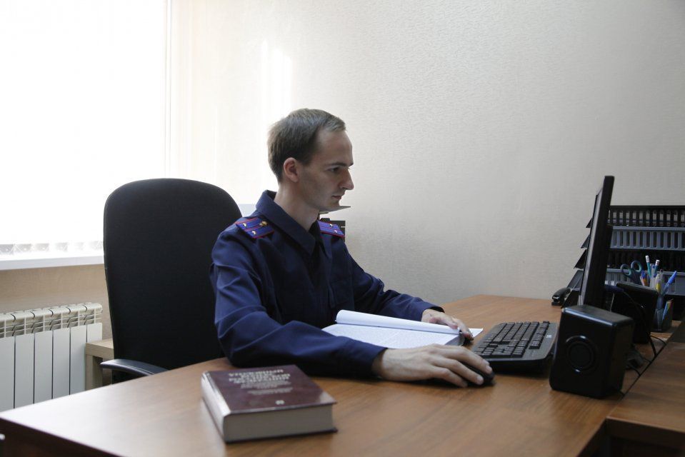 Орловский адвокат взял с клиенток крупные суммы и самоустранился