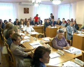 Горсовет утвердил мэра, его заместителей и состав комитетов 