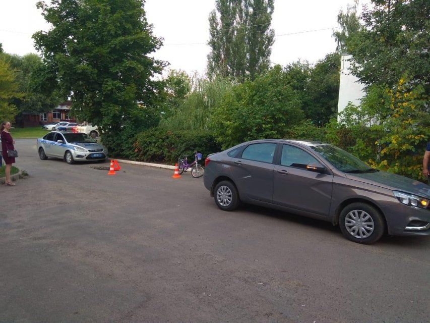 Девятилетняя велосипедистка угодила под колеса авто в Северном районе Орла
