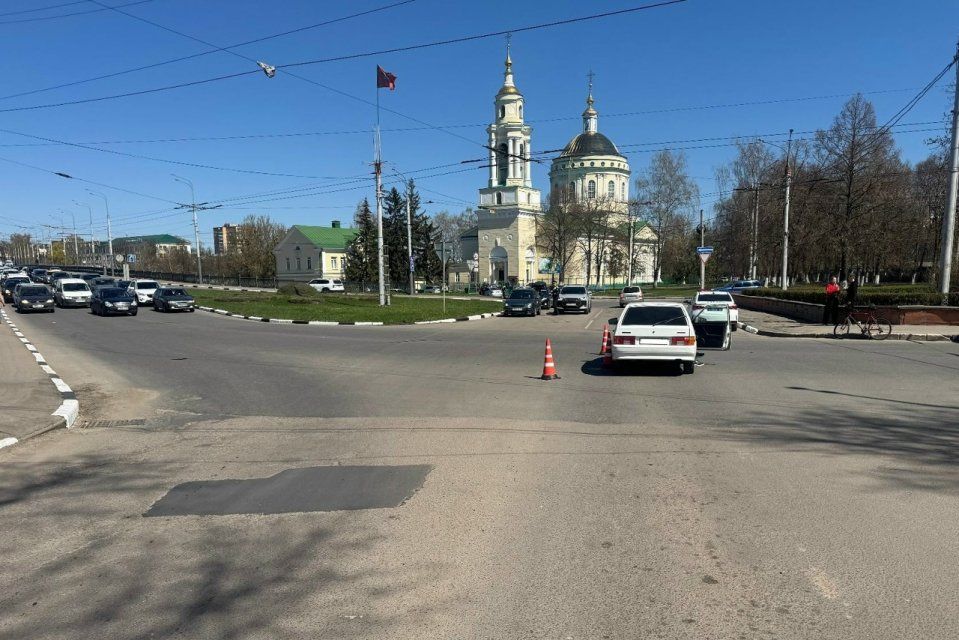 ДТП на Васильевской с участием велосипедиста 