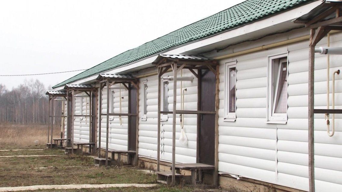 Нашумевшая история с бараками для сирот обернулась на Орловщине уголовным делом