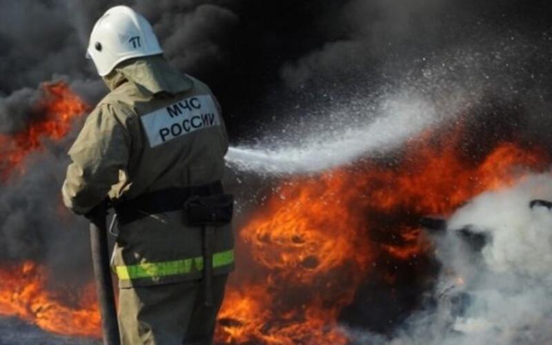 В Верховье сгорел ларек с шаурмой