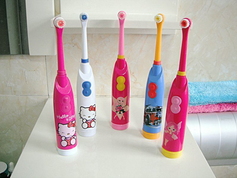 Топ вопросов по уходу за зубами маленьких детей